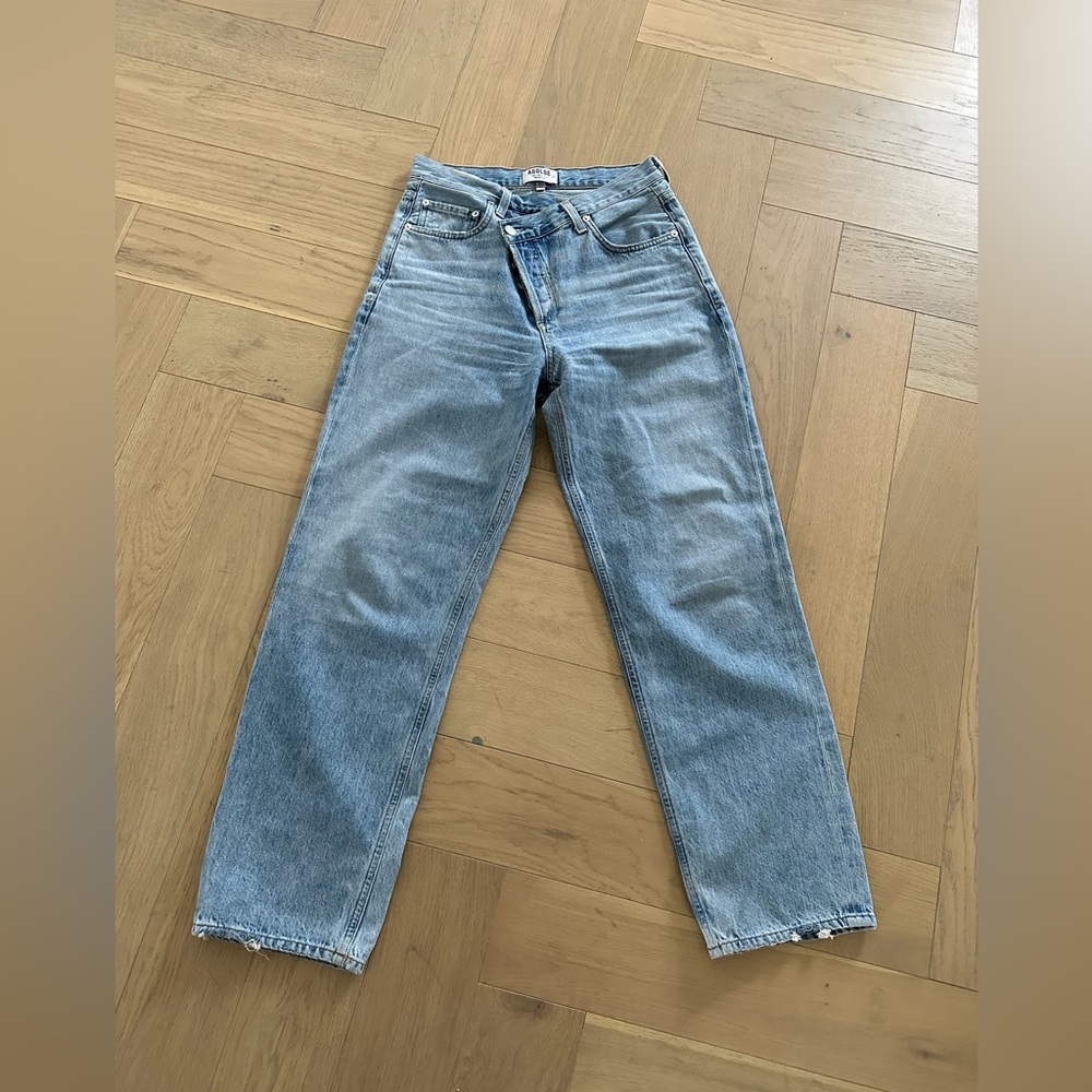 Agolde crossover (criss cross) jean size 26 light wash straight leg